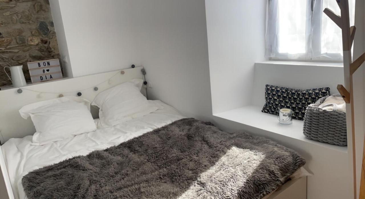 Appartement Avec Chambre Ouverte Bourg-Madame Dış mekan fotoğraf